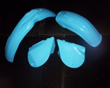 KIT PLASTIQUES YAMAHA IT175 1977/79